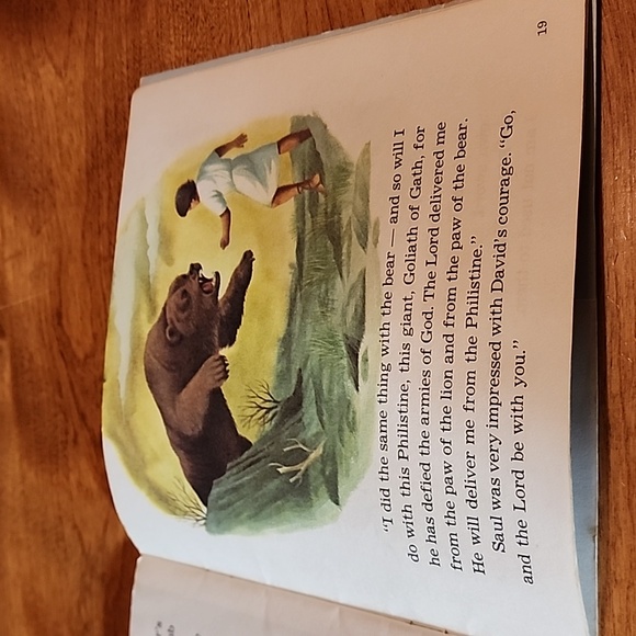 Vintage Disneyland David and Goliath Book and Record - Picture 5 of 7